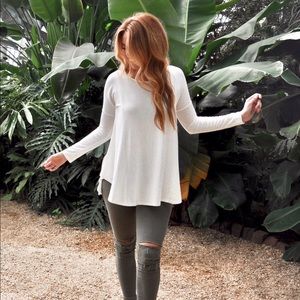 🆕 NWT!! Long Sleeve Pico Top